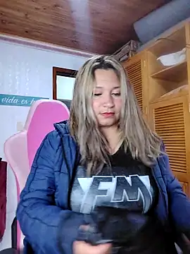 Devil Sara online show from 12-14-25, 05:02