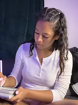 VanessaBling online show from 01-15-25, 01:56