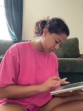 VanessaBling online show from 03-24-26, 03:06