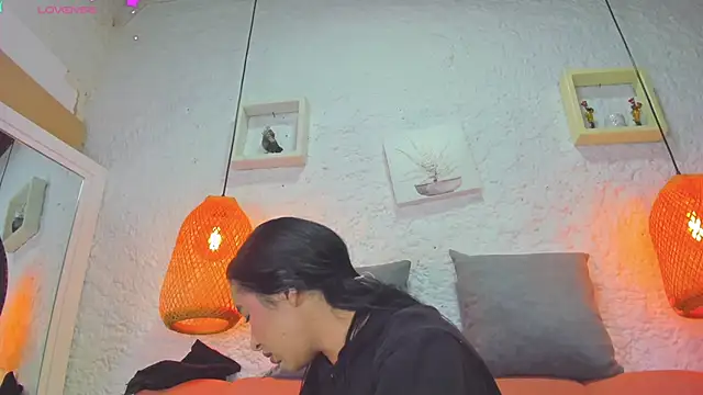 emiily s online show from 10-23-25, 12:04