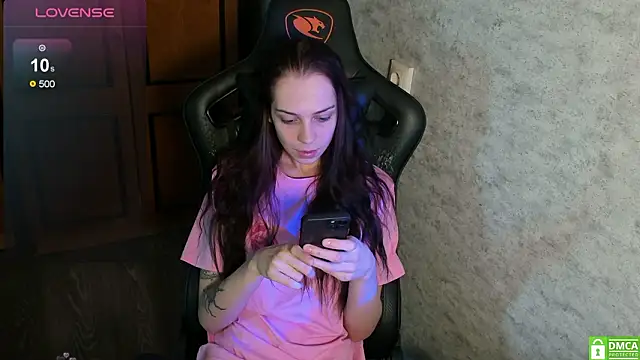 Snapshot of Rachel_Sharp chatting on 02-04-26, 09:59 Rachel Sharp online show from 02-04-26, 09:59