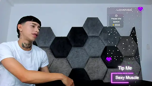 AmberAdams  online show from 03-07-25, 04:22