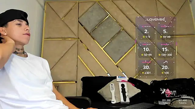 AmberAdams  online show from 09-18-25, 12:40