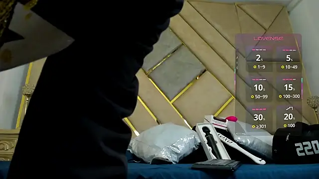 AmberAdams  online show from 10-21-25, 03:57