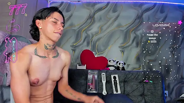 AmberAdams  online show from 04-20-26, 09:38