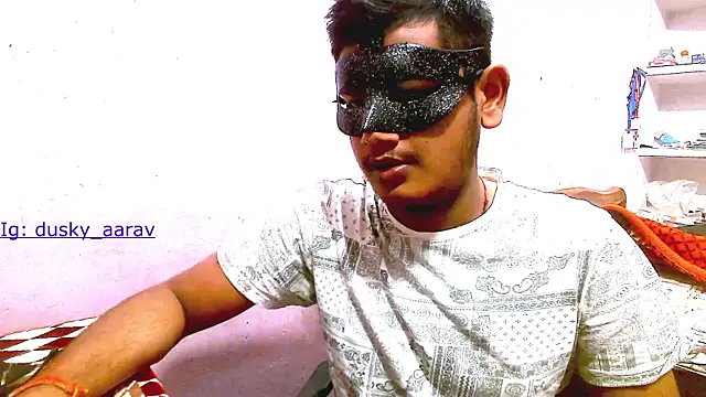 Dusky Aarav online show from 11-24-25, 06:02