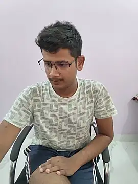 Dusky Aarav online show from 06-27-26, 12:33