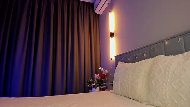 Snapshot of Amazing__bitch chatting on 01-07-26, 07:27 Amazing bitch online show from 01-07-26, 07:27