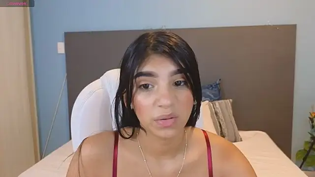 Snapshot of maiaa_ruiz chatting on 12-19-24, 01:40 maiaa ruiz online show from 12-19-24, 01:40