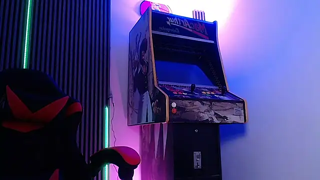 Snapshot of Liam_lee chatting on 03-11-25, 03:34 Liam lee online show from 03-11-25, 03:34