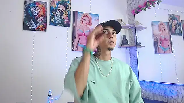 Snapshot of Liam_lee chatting on 09-26-25, 11:31 Liam lee online show from 09-26-25, 11:31