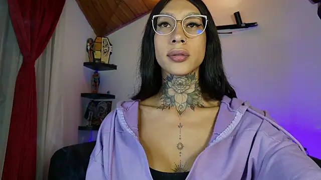 Juana 777 online show from 03-31-26, 04:13