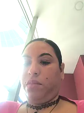 Snapshot of Francesca_ferrari chatting on 10-14-25, 05:36 Francesca ferrari online show from 10-14-25, 05:36