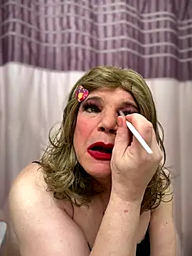 Snapshot of balad13 chatting on 12-20-25, 04:14 balad13 online show from 12-20-25, 04:14