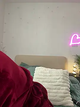 haileyhope  online show from 02-07-26, 01:15