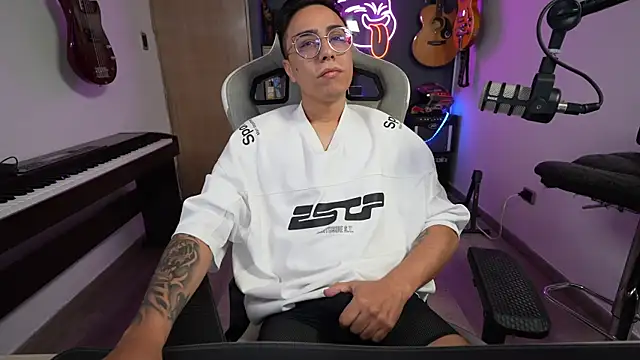 granxarma960 online show from 02-23-25, 05:56