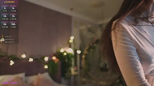 Snapshot of Meow_Nancy chatting on 12-13-24, 02:49 Meow Nancy online show from 12-13-24, 02:49