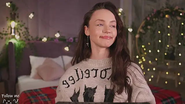 Meow Nancy online show from 02-25-25, 05:41