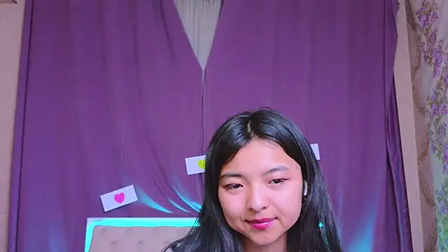 Shy Kira online show from 02-12-25, 06:40