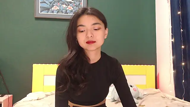 Shy Kira online show from 01-12-26, 10:20
