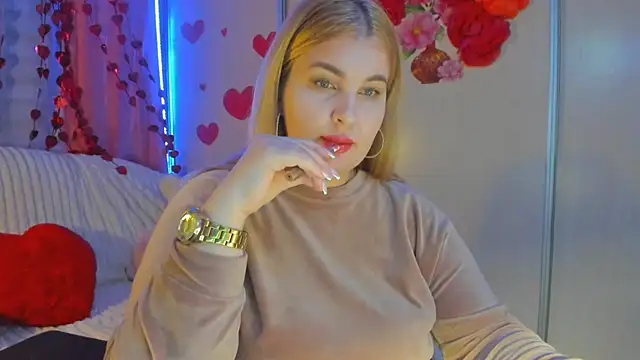 CoraSwon online show from 02-21-25, 06:26