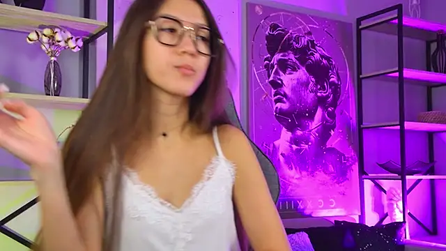 Snapshot of LanaBaker chatting on 11-06-25, 02:45 LanaBaker online show from 11-06-25, 02:45