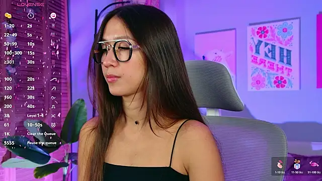 Snapshot of LanaBaker chatting on 11-11-25, 02:55 LanaBaker online show from 11-11-25, 02:55