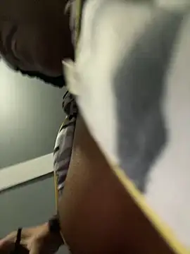 KLoveeee online show from 01-20-25, 03:37