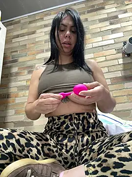 Snapshot of valeryoliverox chatting on 01-11-26, 07:08 valeryoliverox online show from 01-11-26, 07:08