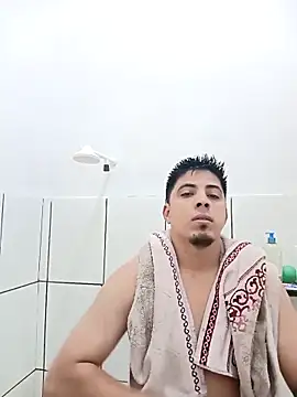 Snapshot of Fiel77 chatting on 12-16-25, 06:35 Fiel77 online show from 12-16-25, 06:35