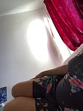 Snapshot of HEliza chatting on 04-29-26, 12:31 HEliza online show from 04-29-26, 12:31