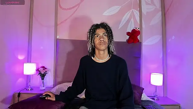 Maxim-Walker online show from 02-11-25, 02:57