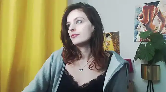 juicyNadine online show from 01-02-25, 06:29