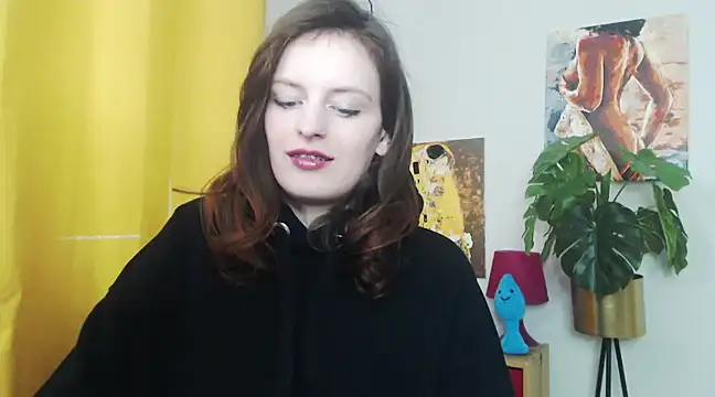 juicyNadine online show from 02-17-25, 09:24