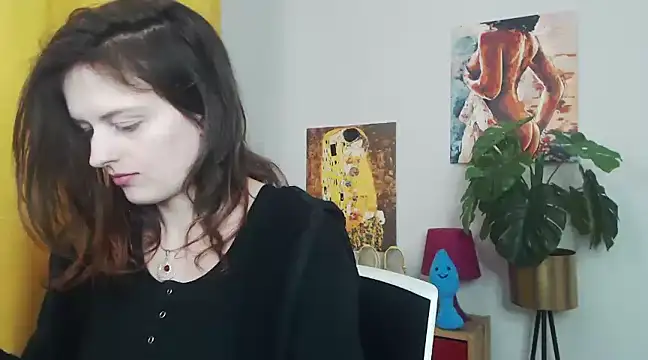 juicyNadine online show from 03-14-25, 09:24