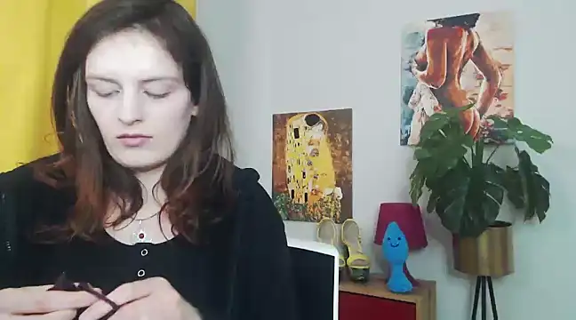 juicyNadine online show from 03-14-25, 12:29