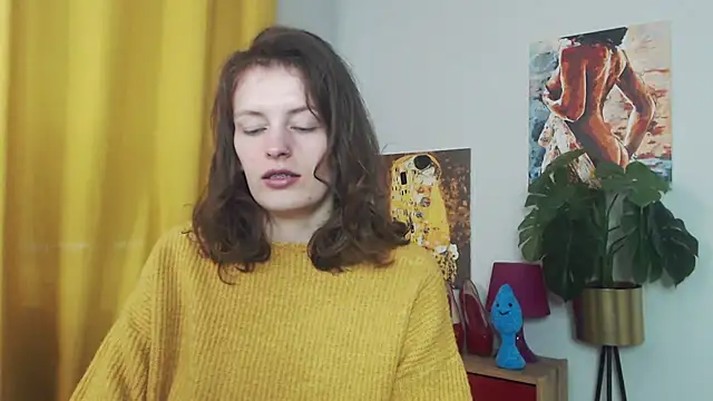 juicyNadine online show from 09-28-25, 05:02