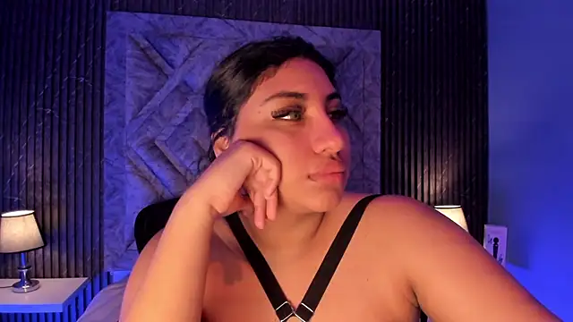 Snapshot of CANDYGABYY chatting on 09-21-25, 04:25 CANDYGABYY online show from 09-21-25, 04:25