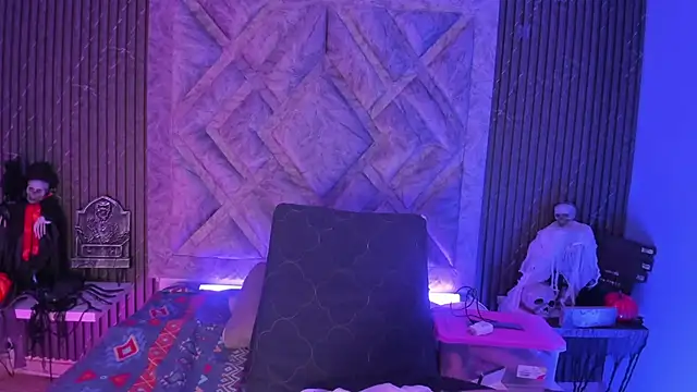 Snapshot of CANDYGABYY chatting on 10-29-25, 04:15 CANDYGABYY online show from 10-29-25, 04:15