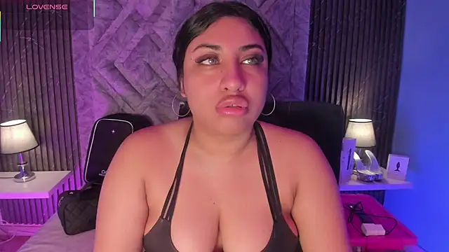 Snapshot of CANDYGABYY chatting on 11-25-25, 04:12 CANDYGABYY online show from 11-25-25, 04:12