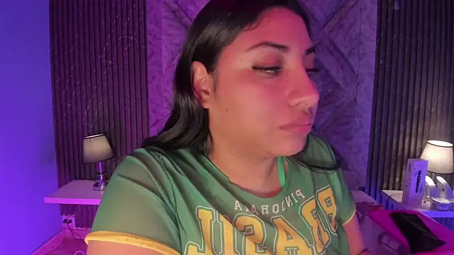 Snapshot of CANDYGABYY chatting on 12-03-25, 04:09 CANDYGABYY online show from 12-03-25, 04:09