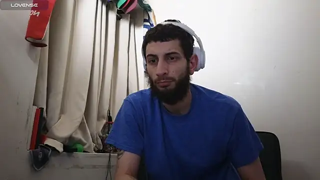 pantslesstraveler plt online show from 12-30-24, 11:49