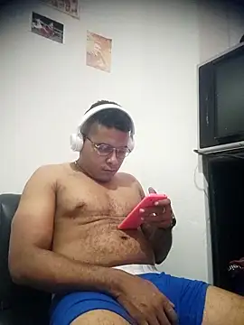 SaucyAffair0 online show from 04-19-26, 06:21