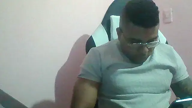 SaucyAffair0 online show from 07-05-26, 02:07
