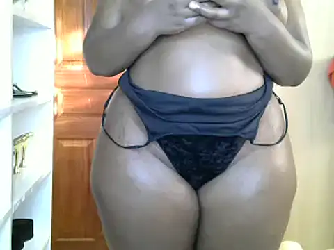 Snapshot of Princess_Halia chatting on 03-18-25, 02:48 Princess Halia online show from 03-18-25, 02:48