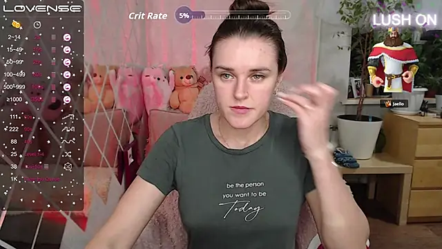 Bella  Swoon online show from 10-25-25, 03:40