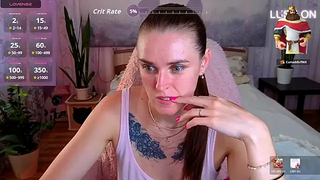 Snapshot of Bella__Swoon chatting on 07-07-26, 02:10 Bella Swoon online show from 07-07-26, 02:10