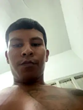 Snapshot of 8Evere_Martn chatting on 10-24-25, 01:13 8Evere Martn online show from 10-24-25, 01:13