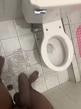 Snapshot of 8Evere_Martn chatting on 10-25-25, 11:43 8Evere Martn online show from 10-25-25, 11:43