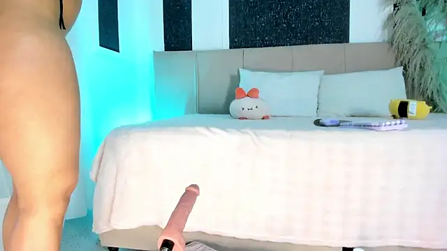 Snapshot of Alaia_Manson chatting on 02-25-26, 07:45 Alaia Manson online show from 02-25-26, 07:45